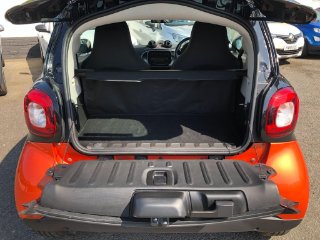 /photos/11879/7d1751c4-c97e-40cc-a580-fca8e2962b76_i320x240.jpg